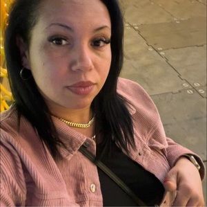 Meet your Posher, Irisabel